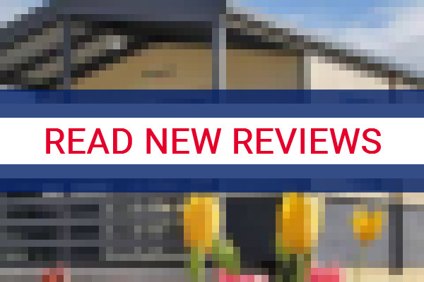 www.apollobayholidaypark.com.au - check out latest independent reviews
