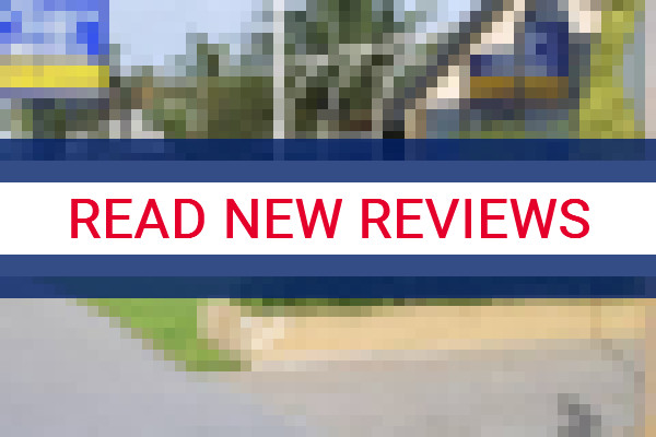 www.aviatorslodge.com.au - check out latest independent reviews