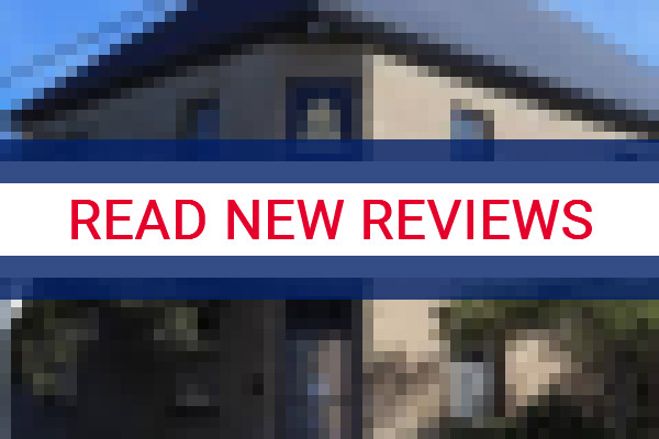 www.bluebellinn.com.au - check out latest independent reviews