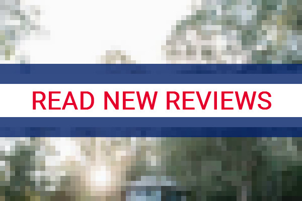 www.bluegumscabins.com - check out latest independent reviews