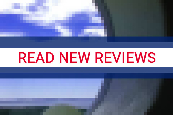 www.blueseasbeachhouse.com.au - check out latest independent reviews