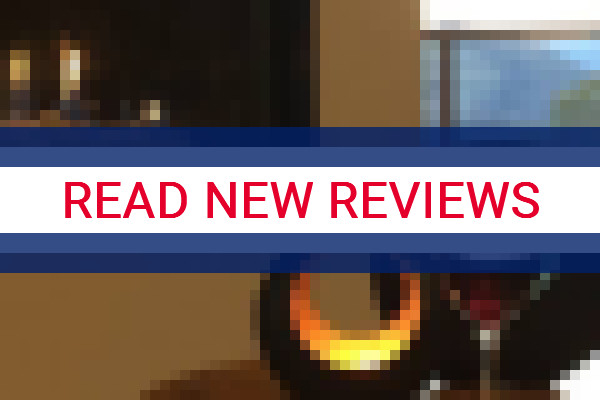 www.bluesummitcottages.com.au - check out latest independent reviews