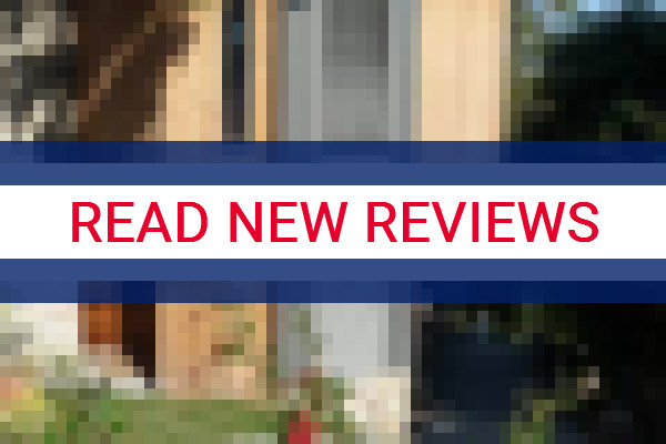 www.brightwaterretreat.com.au - check out latest independent reviews