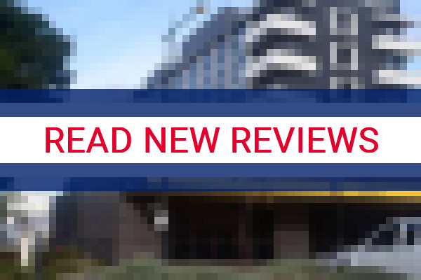 www.burkeandwillshotel.com.au - check out latest independent reviews