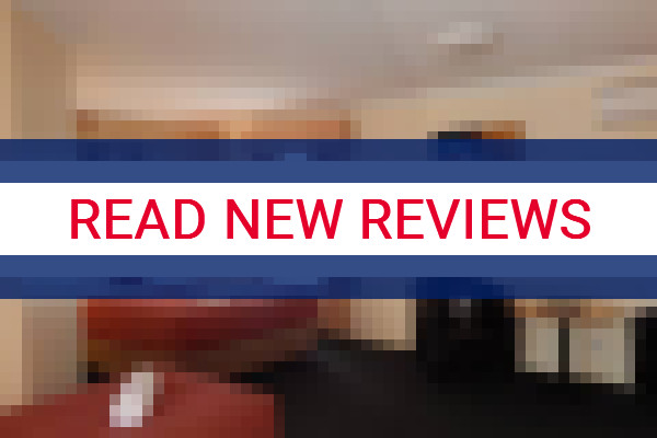 www.cotswoldmotorinn.com.au - check out latest independent reviews