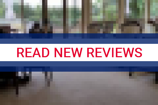 www.hilltophideaway.com.au - check out latest independent reviews