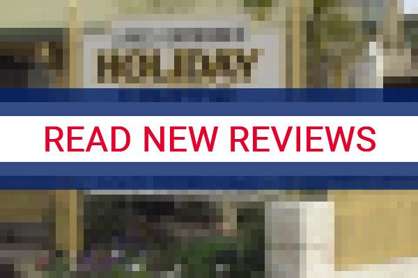 www.lakesholidayunits.com.au - check out latest independent reviews