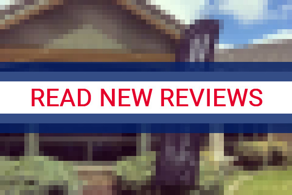 www.lakesresort.com.au - check out latest independent reviews