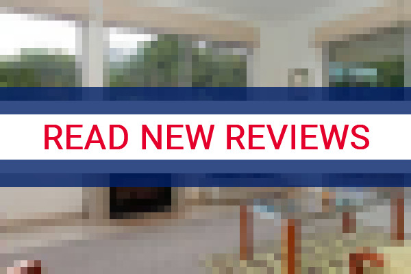 www.limetreehideaway.com.au - check out latest independent reviews