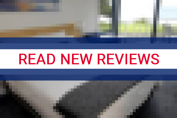 www.seascapeaccom.com.au - check out latest independent reviews