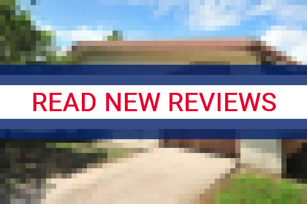 www.seascapeholidays.com.au - check out latest independent reviews