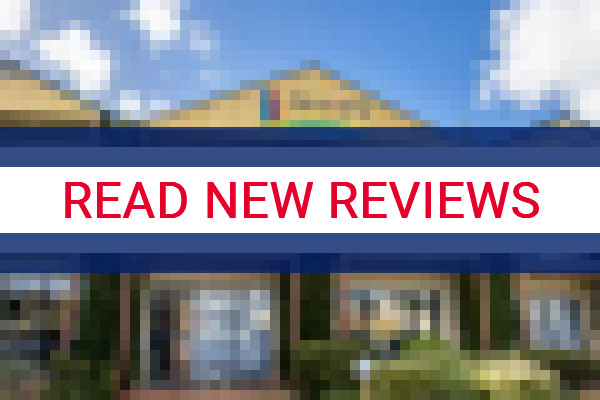 www.seaviewmotel.com.au - check out latest independent reviews