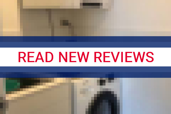 www.sydneyairport.com.au - check out latest independent reviews