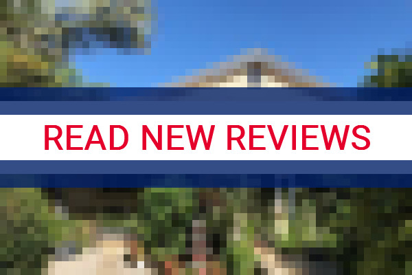 www.tallowbeachmotel.com.au - check out latest independent reviews